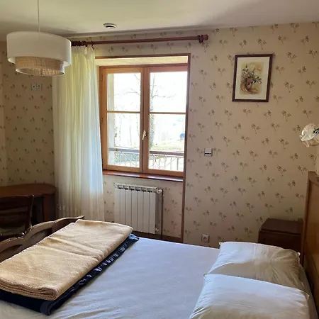 6 Personnes Chez Gaby Holiday home Montgreleix
