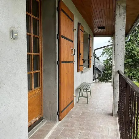 6 Personnes Chez Gaby