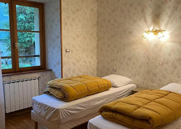 6 Personnes Chez Gaby *