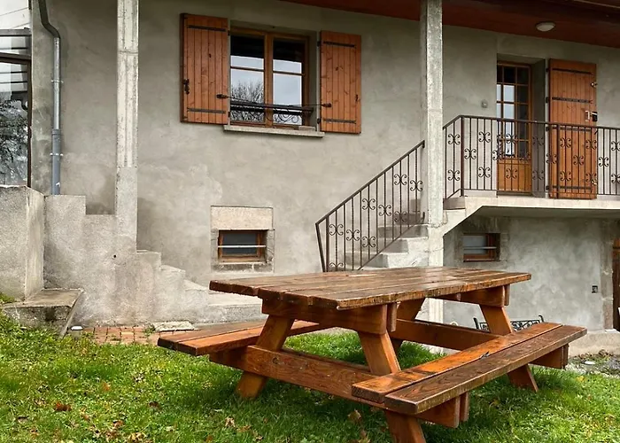 6 Personnes Chez Gaby * Montgreleix